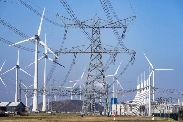 别再只盯算力了！AI时代的“新卖铲人”赛道浮出水面